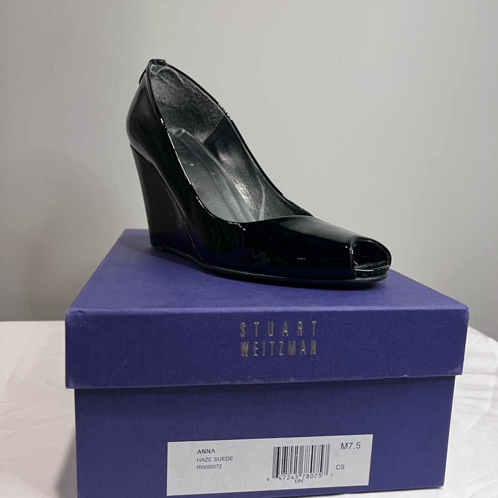 ✨ Sleek Black Wedges - Perfect for Any Stylish Outing! ✨